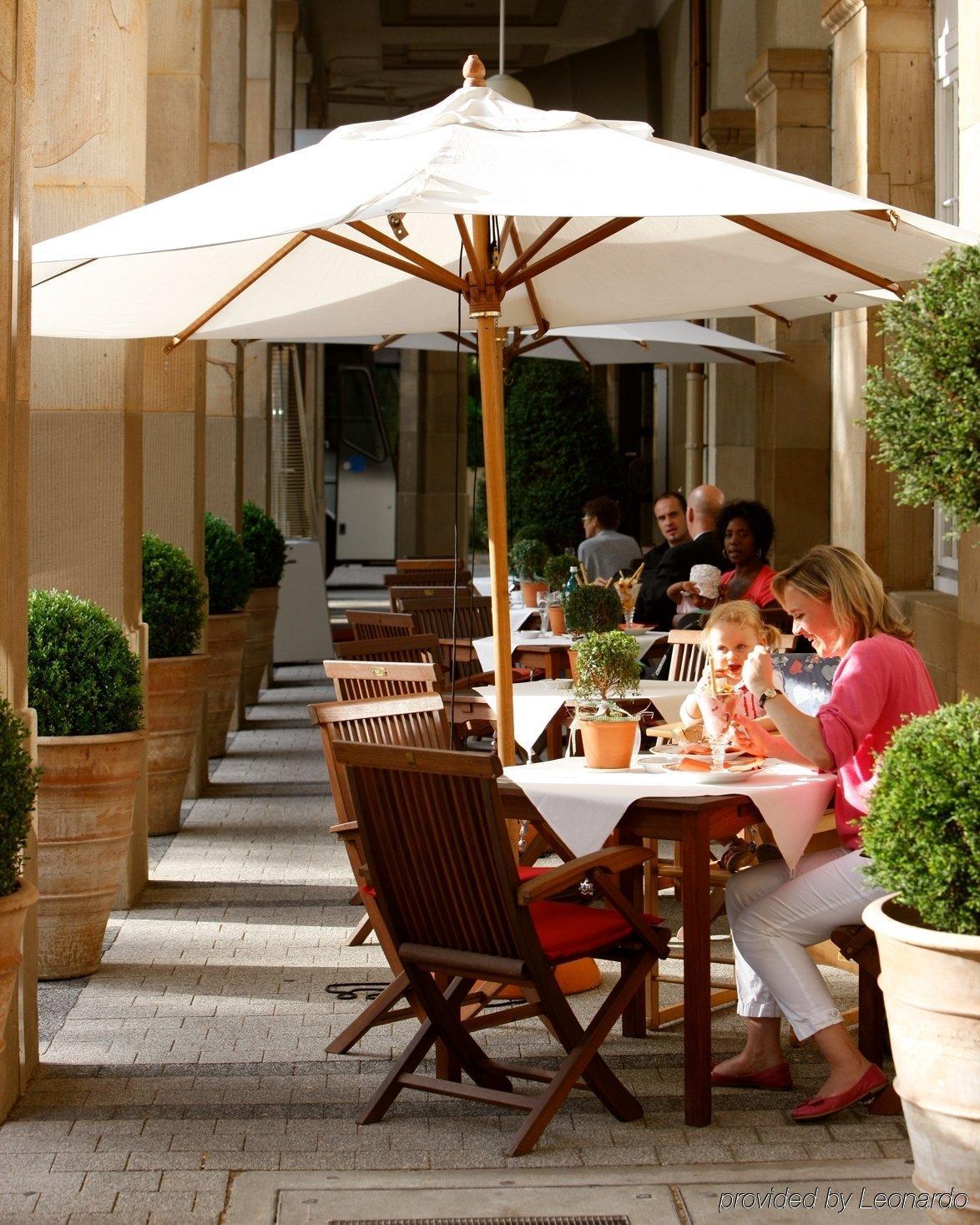 Schlosshotel Karlsruhe Restoran gambar